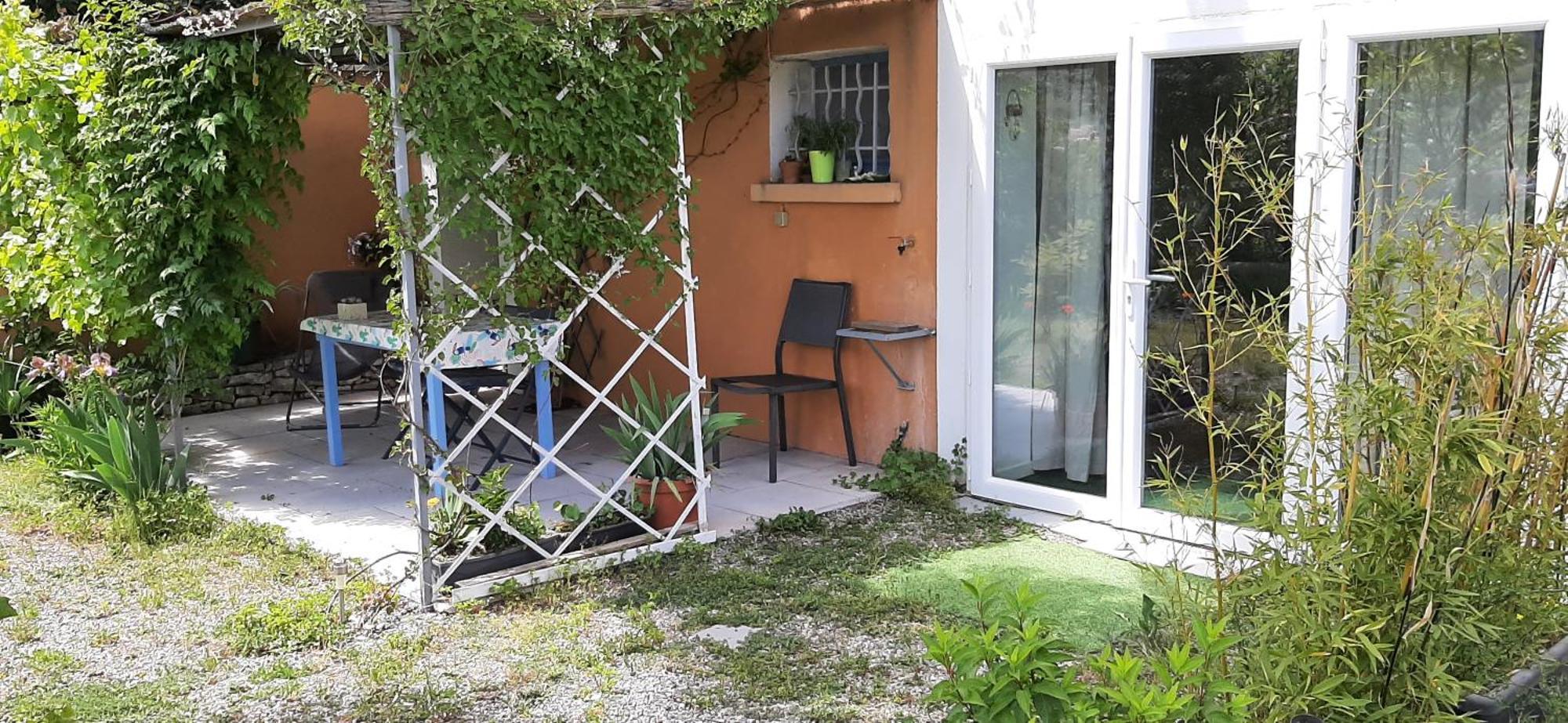 Ferienwohnung T.Belle Vue Panoramique Au Coeur Du Luberon 40M2 + Pergola . Jardin. P Apt Exterior foto